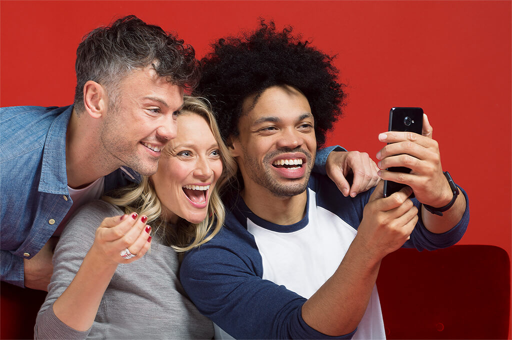 2024英国沃达丰Vodafone手机套餐详解及选择（价格+SIM卡激活+4%返利）